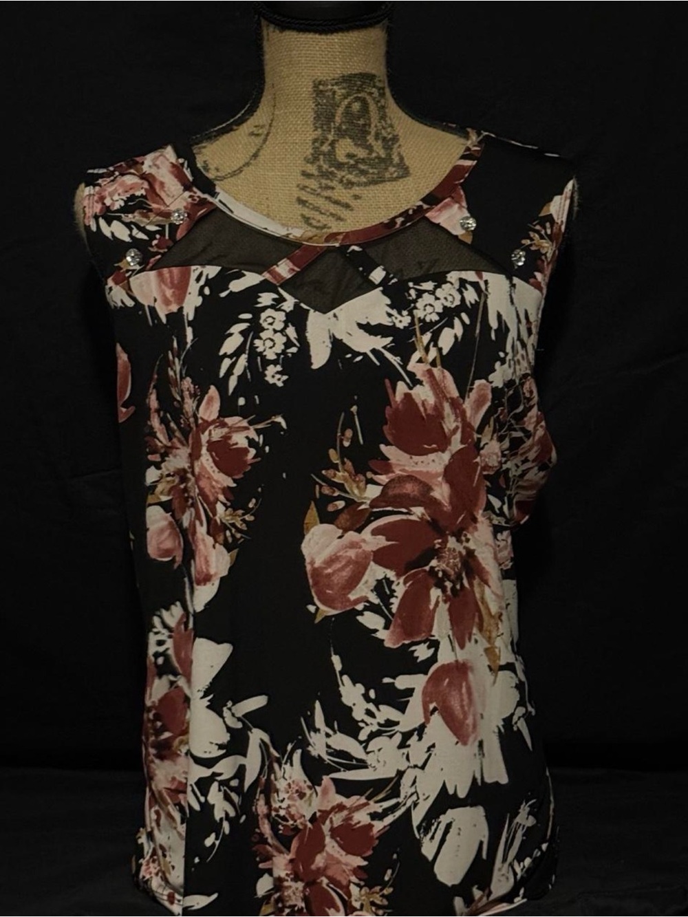 Sleeveless Floral Mesh Yoke Camisole - Black with Mauve Floral